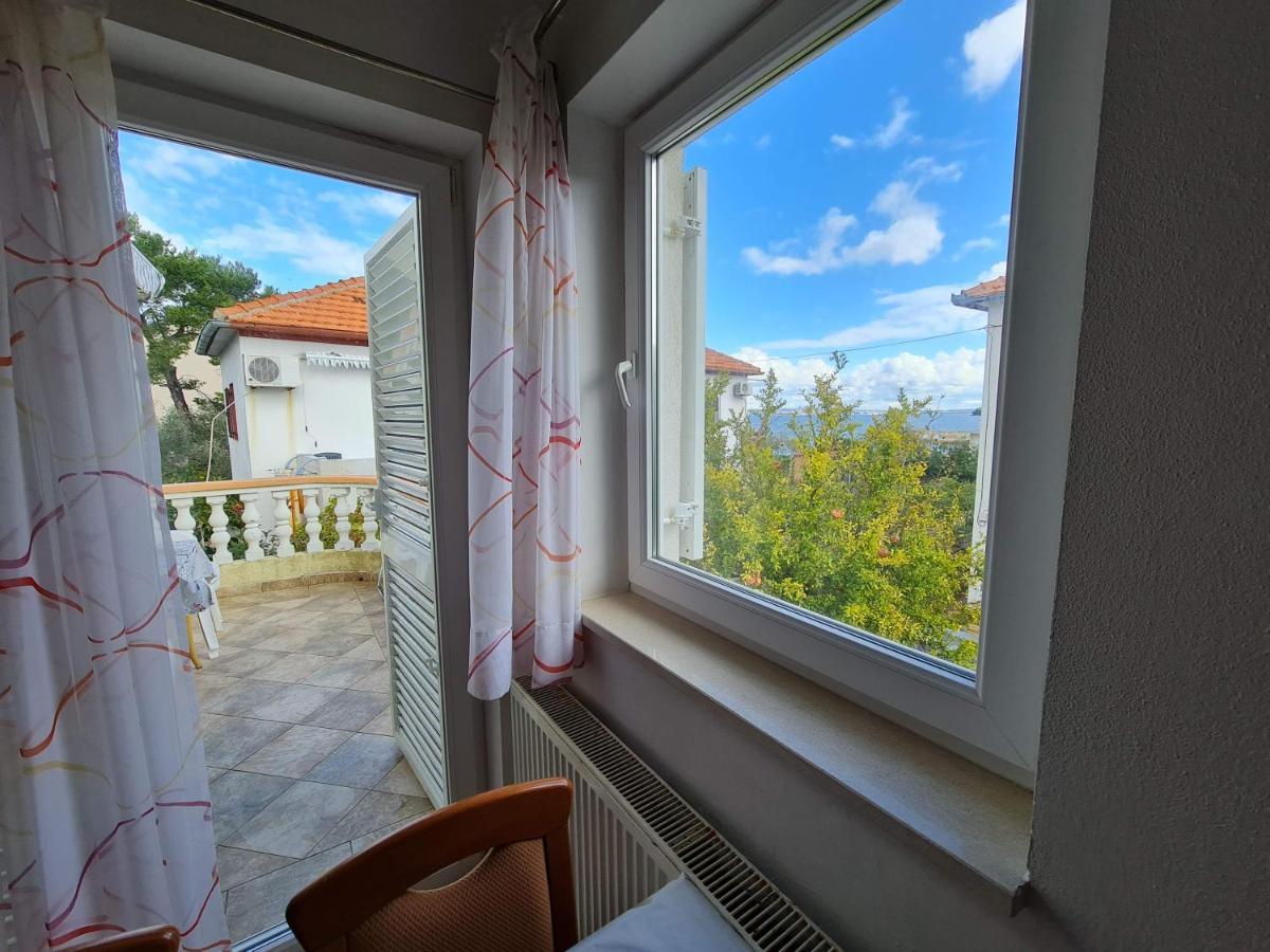 Apartmani Lenka Углян Экстерьер фото
