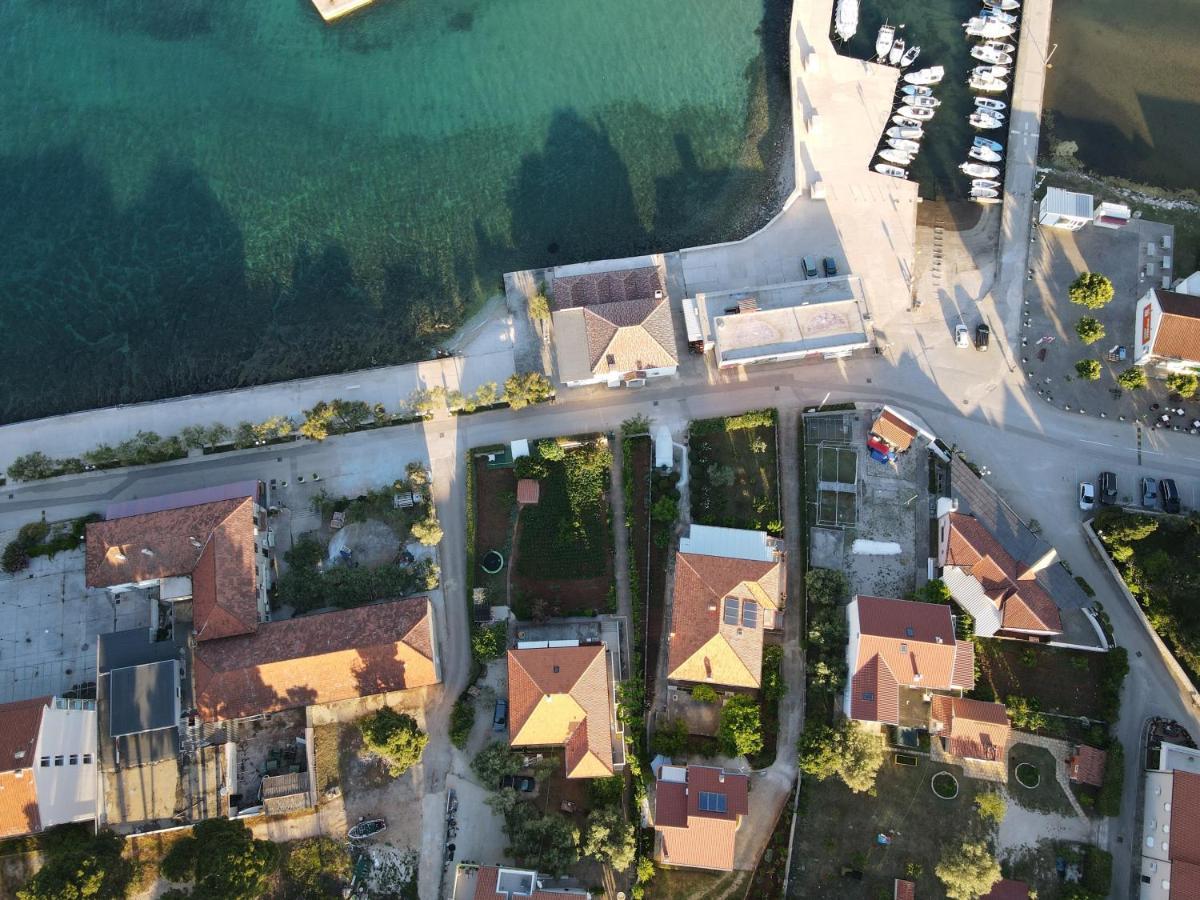 Apartmani Lenka Углян Экстерьер фото